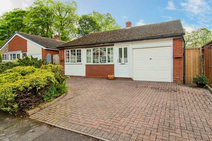 3 Bedroom Detached Bungalow To Rent In St. Annes Close, Burntwood, WS7