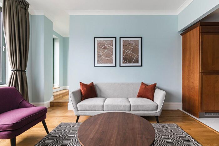 1 Bedroom Flat To Rent In Forum Magnum Square, London, SE1