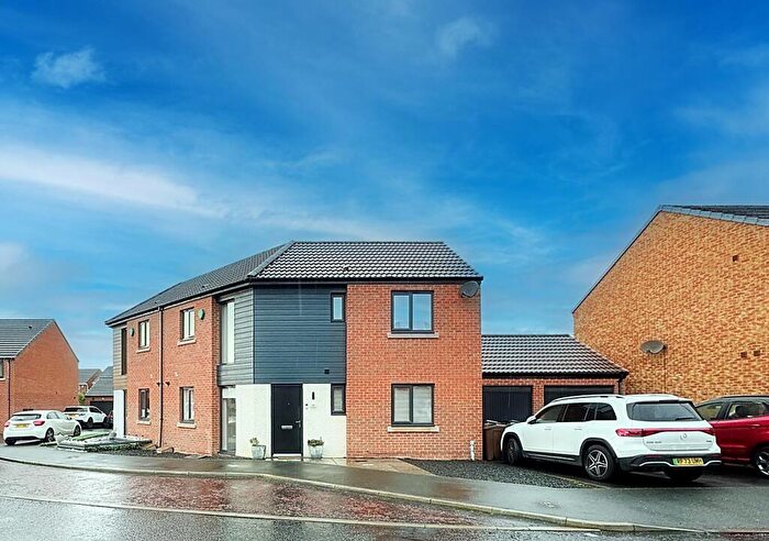 3 Bedroom Semi Detached House For Sale In The Meadows, Wallsend, NE28
