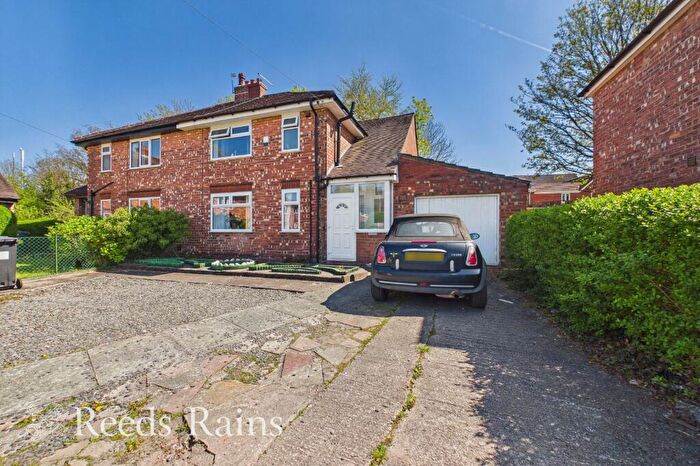 3 Bedroom Semi-Detached House For Sale In Anderton Road, Euxton, Chorley, Lancashire, PR7