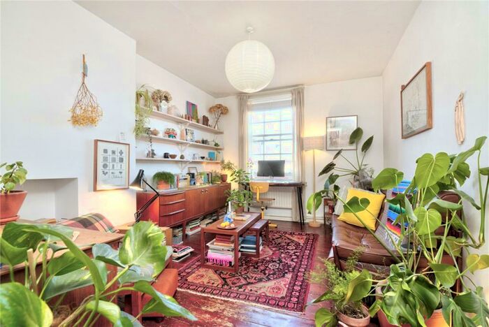 1 Bedroom Apartment To Rent In Sunbury House, Swanfield Street, E2