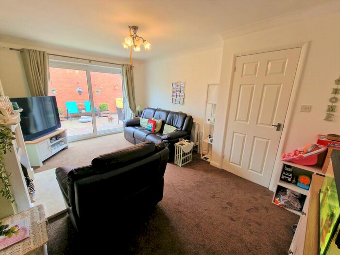 2 Bedroom Bungalow For Sale In The Tea Garden, Bedworth, Warwickshire, CV12