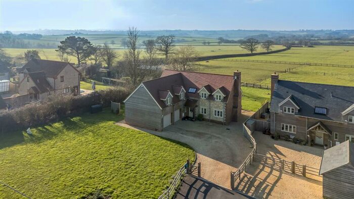 4 Bedroom Detached House For Sale In Primrose Fields, Hunger Hill, East Stour, SP8