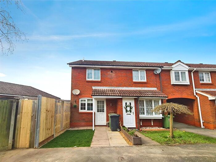 2 Bedroom House To Rent In Devonshire Gardens, Bursledon, Southampton, Hampshire, SO31