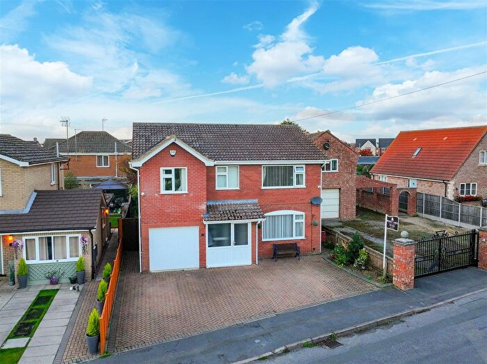 4 Bedroom Detached House For Sale In Broadgate, Weston, Spalding, PE12