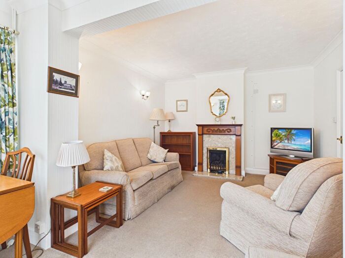 3 Bedroom Detached Bungalow For Sale In Maidstone Road, Pembury, TN2