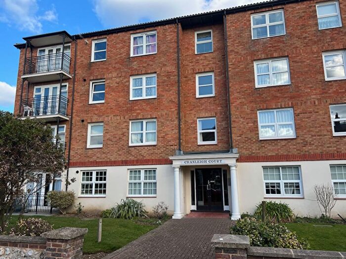 1 Bedroom Flat To Rent In Byron Road, Worthing, West Sussex, BN11