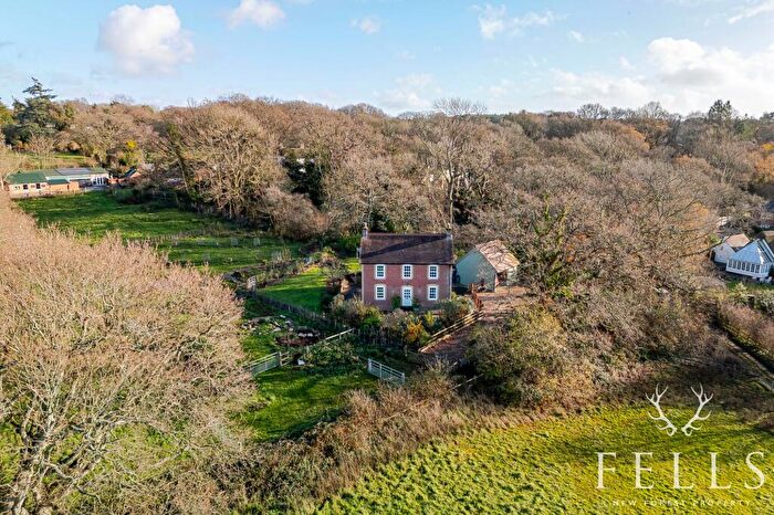 3 Bedroom Detached House For Sale In Crow Hill, Crow, BH24