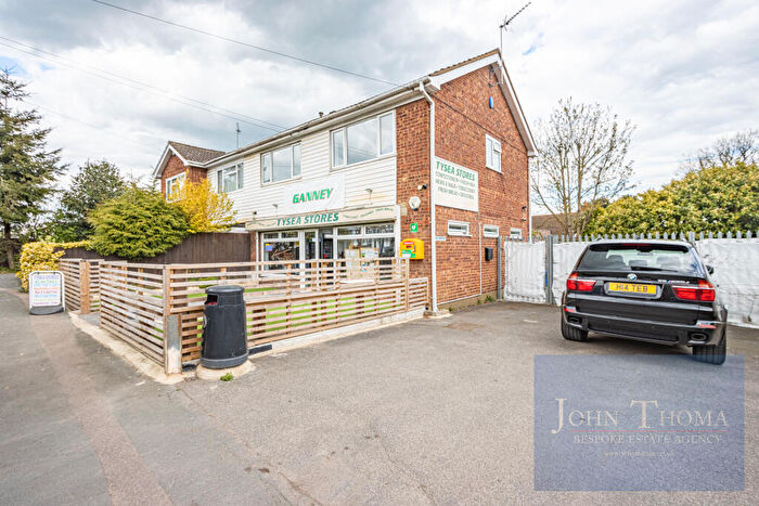 2 Bedroom Flat To Rent In Tysea Hill, Stapleford Abbotts, Essex, RM4