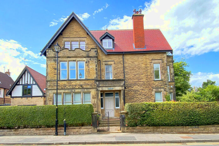 4 Bedroom Apartment To Rent In Stray Road, Harrogate, HG2