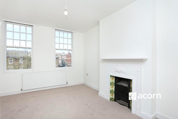 2 Bedroom Flat To Rent In Rushey Green London, SE6