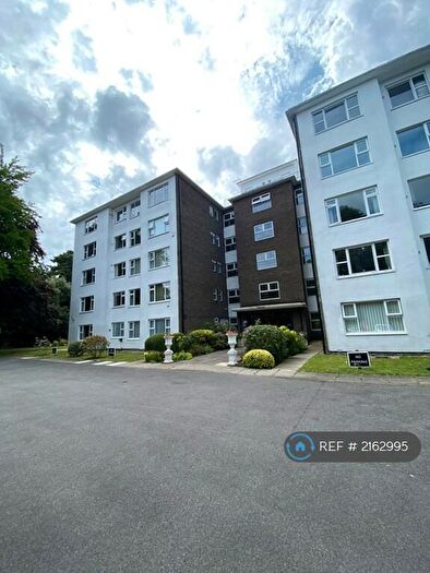 2 Bedroom Flat To Rent In Ashton Court, Poole, BH13