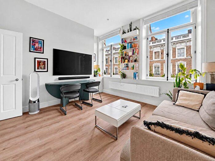 1 Bedroom Flat For Sale In Trebovir Road, London, SW5