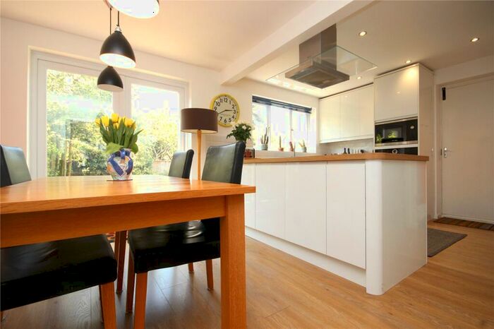 4 Bedroom Detached House To Rent In Field View Drive, Bristol, BS16