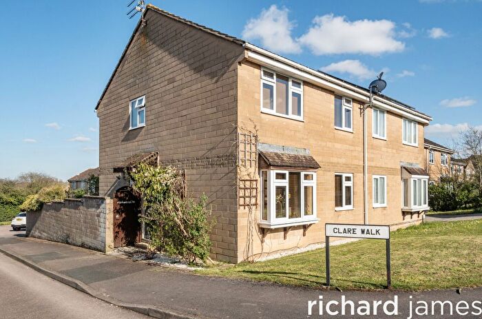 4 Bedroom Semi Detached House For Sale In Westminster Road, Toothill, Swindon, SN5