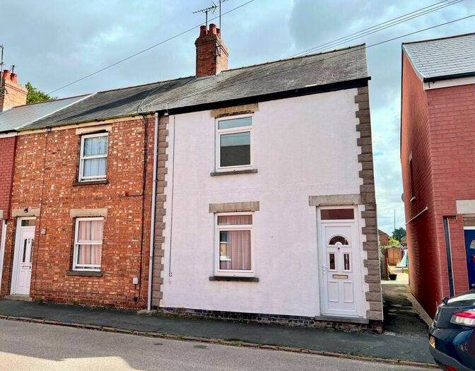 3 Bedroom End Of Terrace House To Rent In Alexandra Terraces, Bourne, PE10