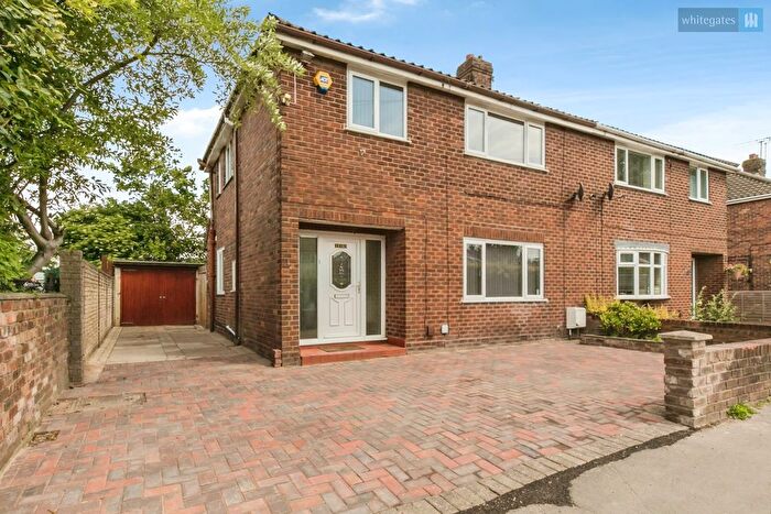 3 Bedroom Semi Detached House For Sale In Remer Street, Crewe, Cheshire, CW1