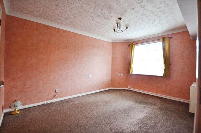 1 Bedroom Apartment For Sale In Winston Close, Felixstowe, Suffolk, IP11