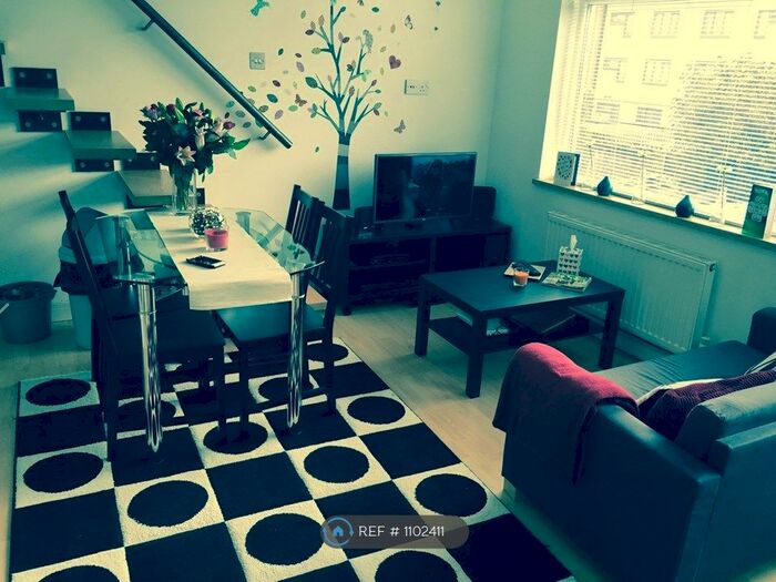 1 Bedroom Flat To Rent In Cavendish Road, London, N18