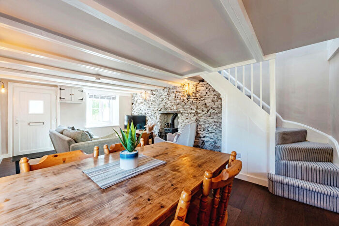 2 Bedroom Cottage To Rent In St. Issey, PL27