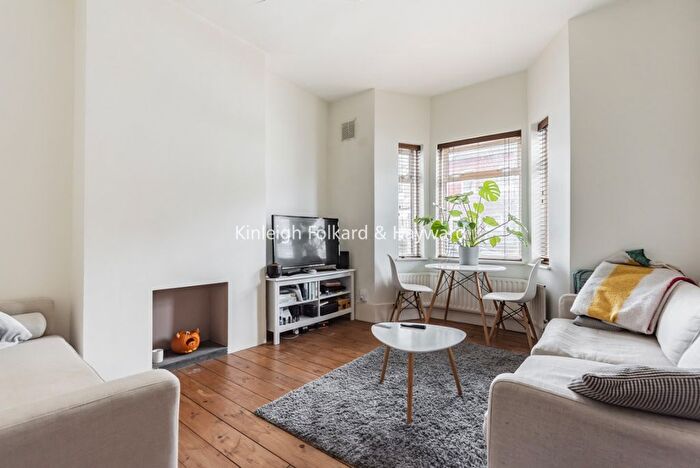 1 Bedroom Flat To Rent In Noyna Road, London, SW17