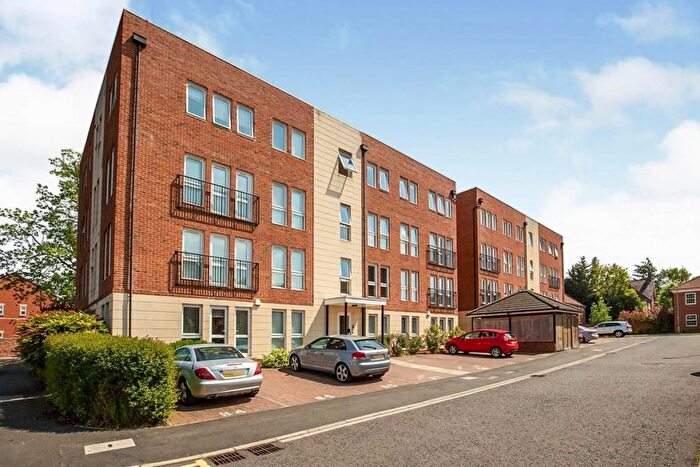 2 Bedroom Flat For Sale In Glaisdale Court, Darlington, DL3