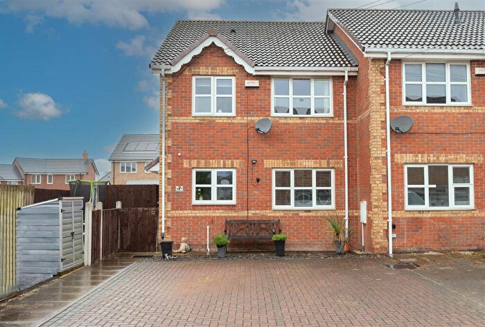 2 Bedroom House For Sale In , Calver Avenue, North Wingfield, Derbyshire, S42