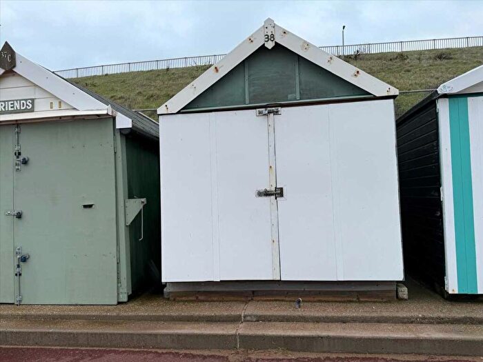 Chalet For Sale In Beach Hut, Kings Avenue, Holland On Sea, CO15