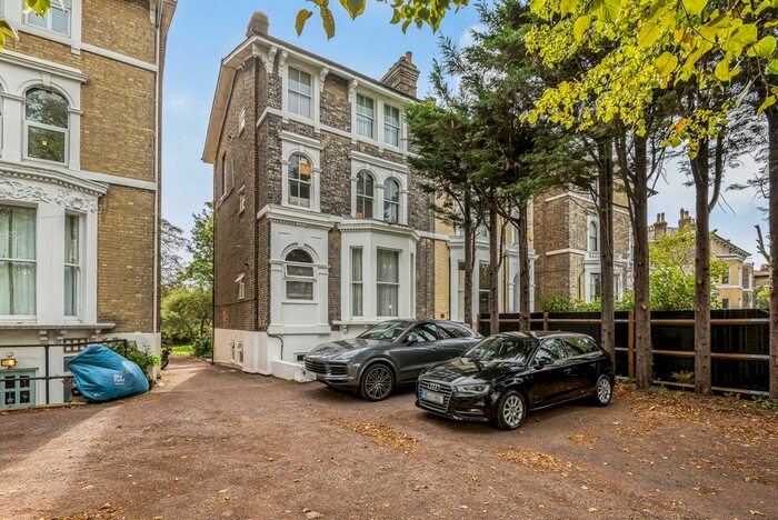 1 Bedroom Flat For Sale In Shooters Hill Road, London, SE3