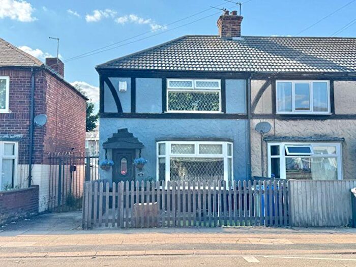 3 Bedroom Terraced House For Sale In Boulevard Avenue, Grimsby, DN31