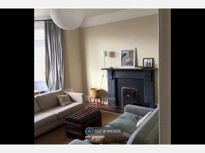 1 Bedroom Flat To Rent In Falmouth, Falmouth, TR11