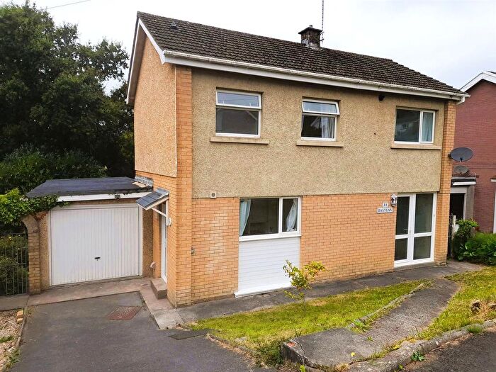 3 Bedroom Detached House For Sale In Dan Y Lan, Llanelli, SA14