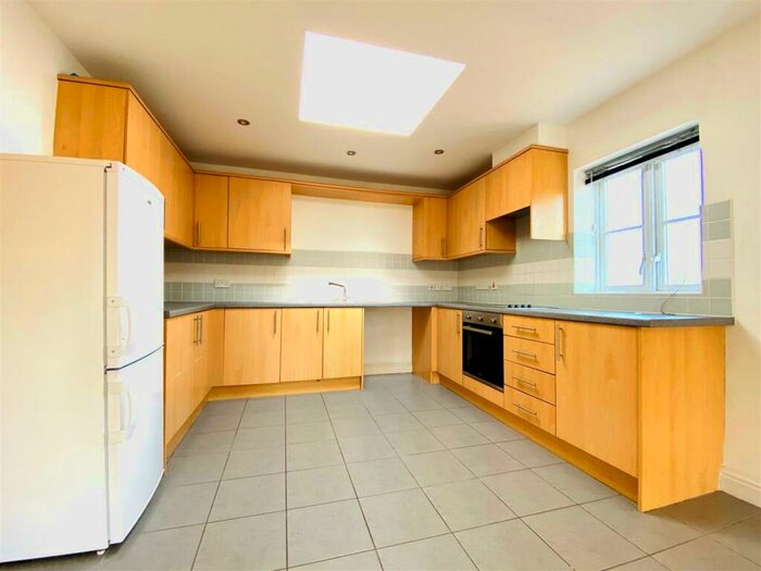 2 Bedroom Apartment To Rent In Spalding, PE11