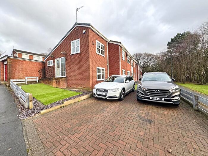 5 Bedroom Semi Detached House For Sale In Eastdene Way, Peterlee, County Durham, SR8