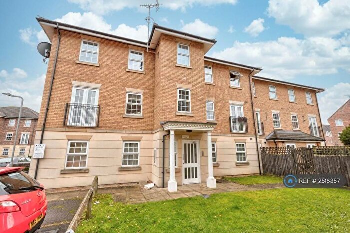 2 Bedroom Flat To Rent In Johnson Court, Northampton, NN4