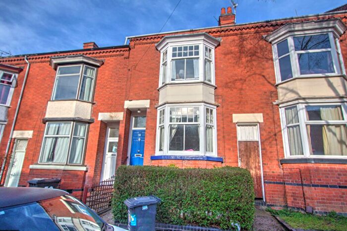 4 Bedroom Terraced House To Rent In Lorne Road, Clarendon Park, Leicester, LE2