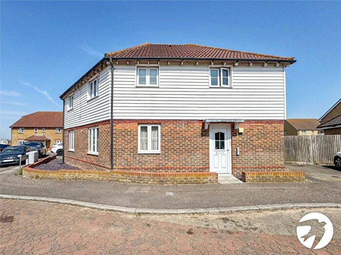 2 Bedroom Flat For Sale In Sharfleet Crescent, Iwade, Sittingbourne, Kent, ME9