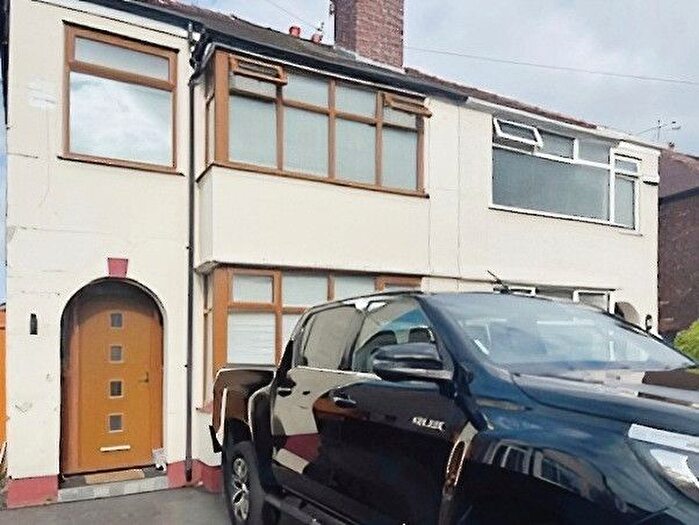 3 Bedroom Semi-Detached House To Rent In The Fairway, Liverpool, L12