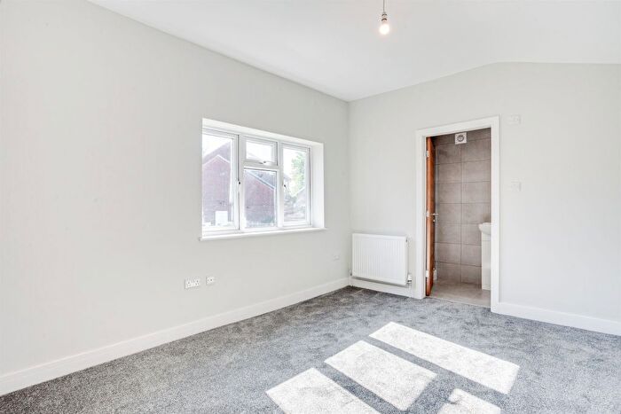 4 Bedroom Detached House For Sale In Wakefield Road, Normanton, WF6