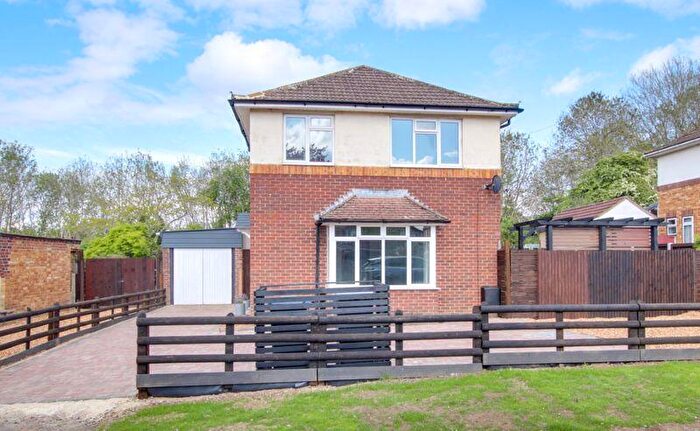 3 Bedroom Detached House To Rent In Elmdale Road, Trowbridge, BA14