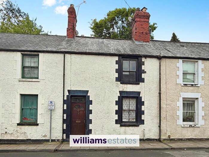 1 Bedroom Terraced House For Sale In Edeyrnion Terrace, Corwen, LL21
