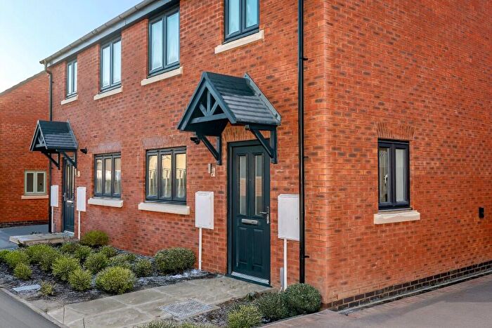 3 Bedroom Semi-Detached House To Rent In Canons Close, Corby, Northamptonshire, NN17