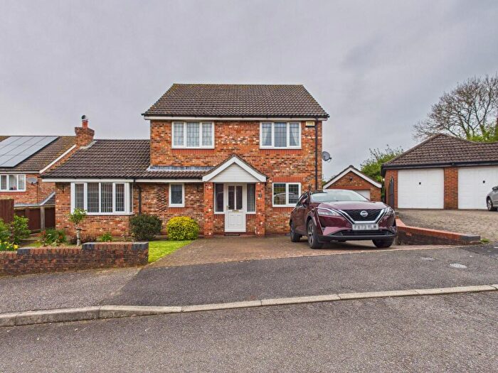 4 Bedroom Detached House For Sale In Keyworth Drive, Caistor, LN7