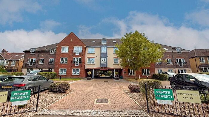 2 Bedroom Flat For Sale In Denmark Road, Carshalton, Surrey., SM5