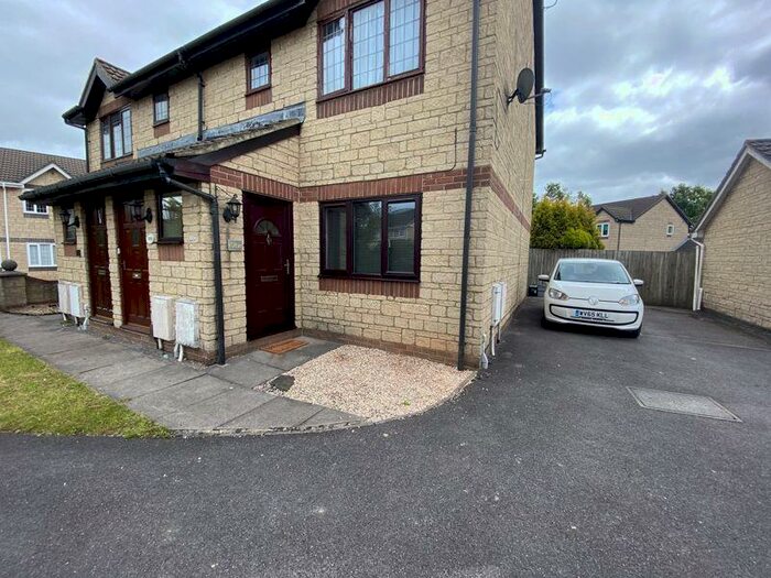 1 Bedroom Flat To Rent In Palmers Leaze, Bristol, BS32