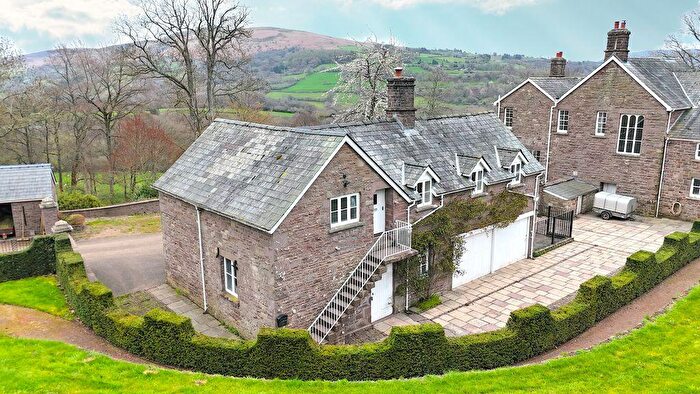 2 Bedroom Flat To Rent In Llanbedr Road, Crickhowell, NP8