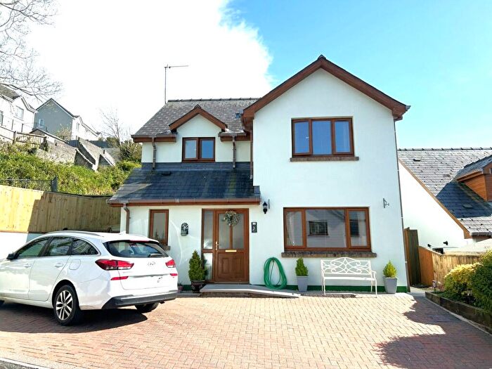 3 Bedroom Detached House For Sale In Sycamore Woods, Pembroke Dock, Pembrokeshire, SA72