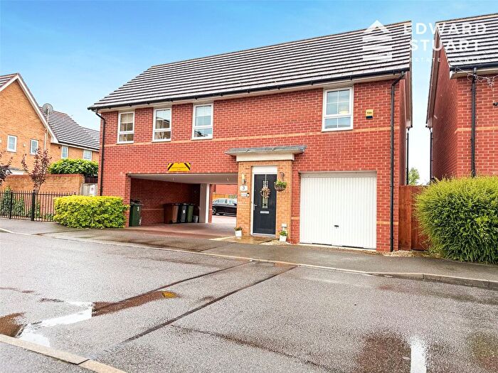1 Bedroom Maisonette For Sale In Farlakes Drive, Peterborough, Cambridgeshire, PE2
