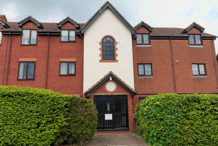 1 Bedroom Flat To Rent In Cromwell Road, Letchworth Garden City, SG6