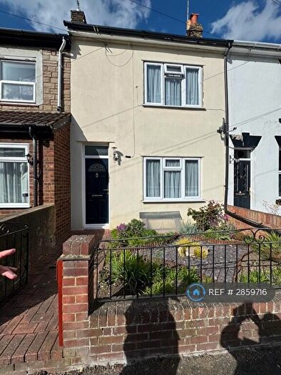 4 Bedroom Terraced House To Rent In Stafford St, Gillingham, ME7